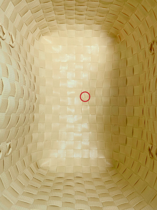 【ワケあり】ベージュ エンボス ハンドバッグ M