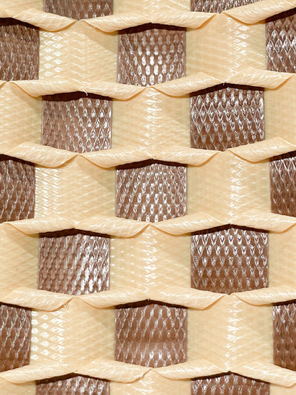 ブラウン ベージュ エンボス ミニ ハンドバッグ